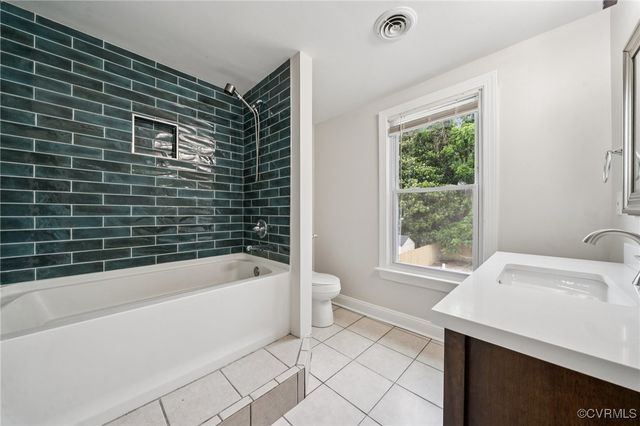 627 Colonial Ave, Colonial Heights, VA 23834
