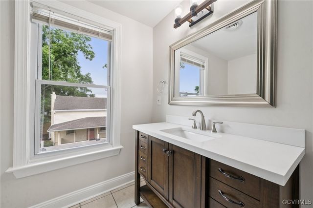 627 Colonial Ave, Colonial Heights, VA 23834
