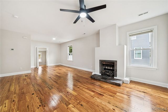 627 Colonial Ave, Colonial Heights, VA 23834