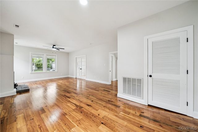 627 Colonial Ave, Colonial Heights, VA 23834