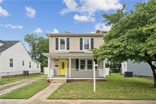 627 Colonial Ave, Colonial Heights, VA 23834