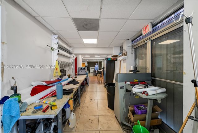 6772 W Flagler St, Miami, FL 33144