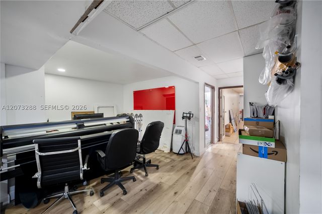 6772 W Flagler St, Miami, FL 33144