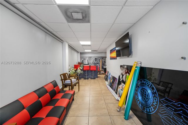 6772 W Flagler St, Miami, FL 33144
