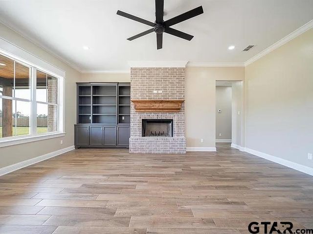 404 Small Oaks Road, Kilgore, TX 75662