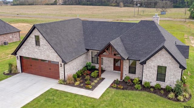 404 Small Oaks Road, Kilgore, TX 75662