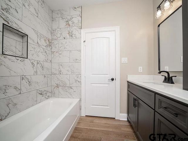 404 Small Oaks Road, Kilgore, TX 75662