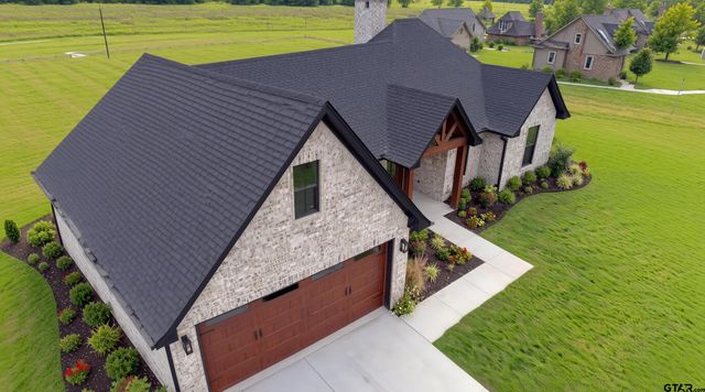 404 Small Oaks Road, Kilgore, TX 75662
