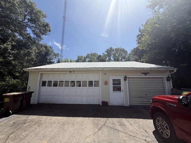 503 E Main Street, Morrison, IL 61270