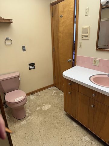 503 E Main Street, Morrison, IL 61270