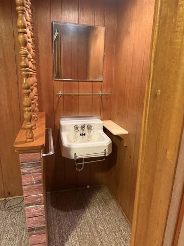 503 E Main Street, Morrison, IL 61270