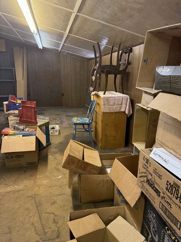 503 E Main Street, Morrison, IL 61270