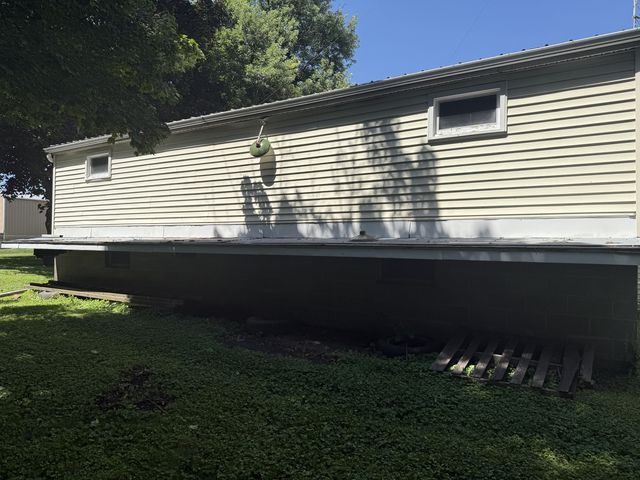 503 E Main Street, Morrison, IL 61270