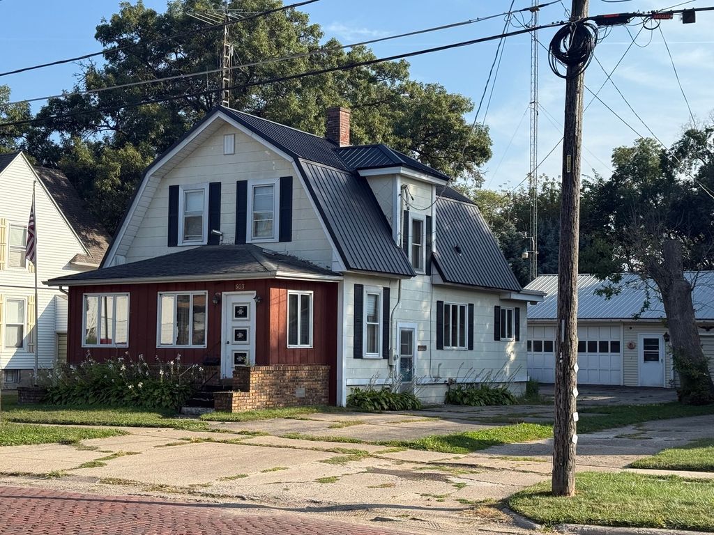 503 E Main Street, Morrison, IL 61270