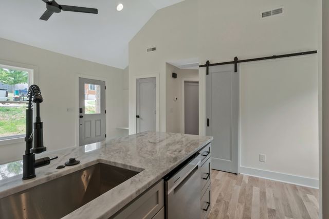 4850 Buena Vista Pike, Nashville, TN 37218