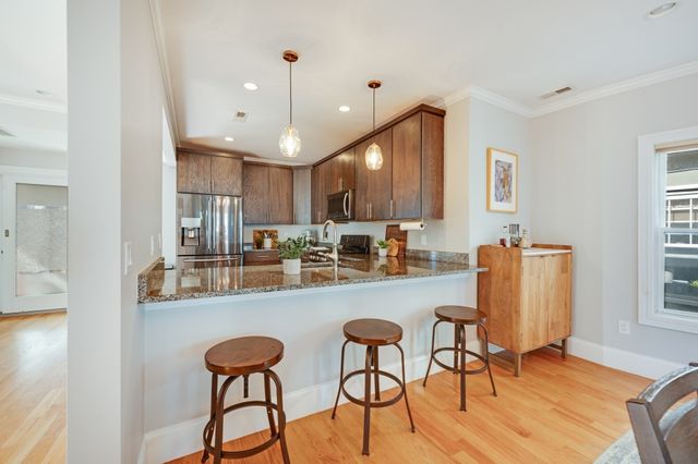 292 Summer Street 2, Somerville, MA 02144