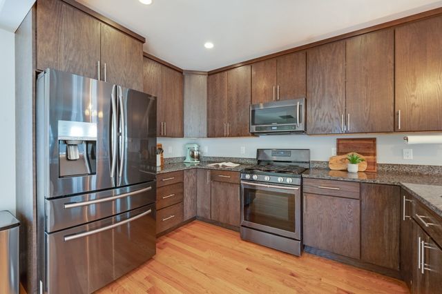292 Summer Street 2, Somerville, MA 02144