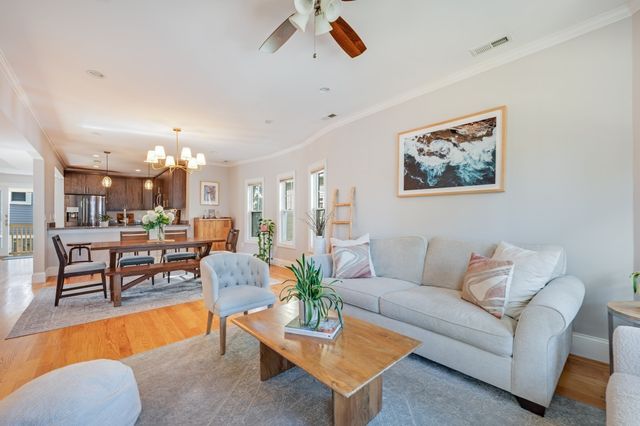292 Summer Street 2, Somerville, MA 02144