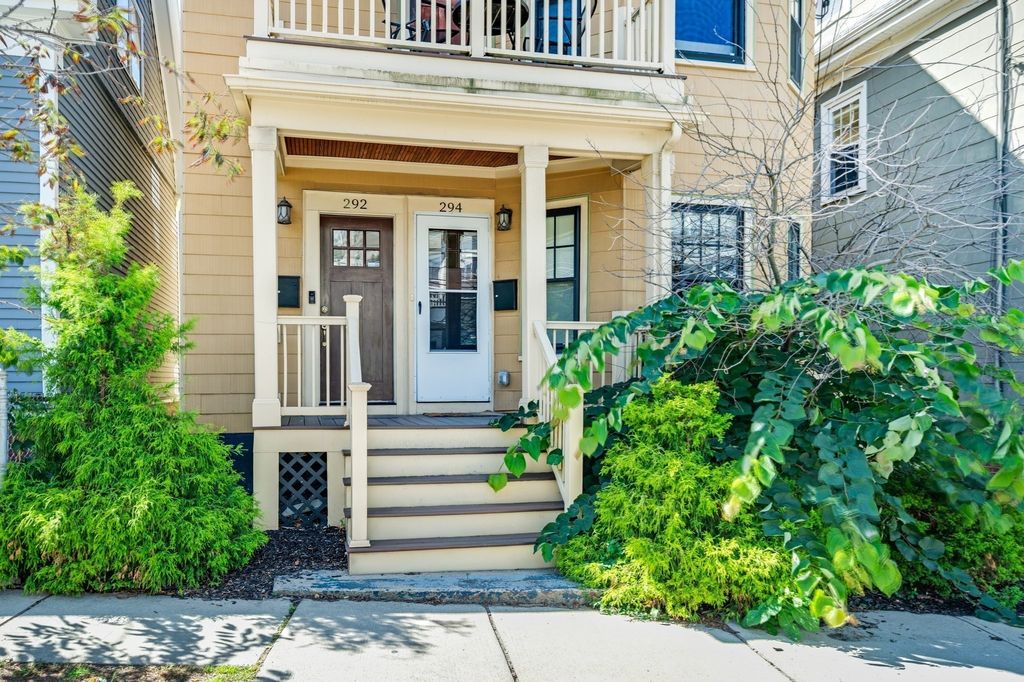 292 Summer Street 2, Somerville, MA 02144