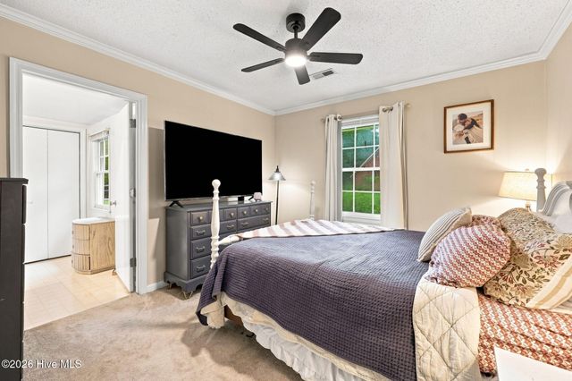 509 S Mcneil Street, Burgaw, NC 28425