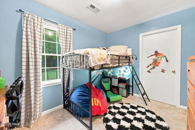 509 S Mcneil Street, Burgaw, NC 28425