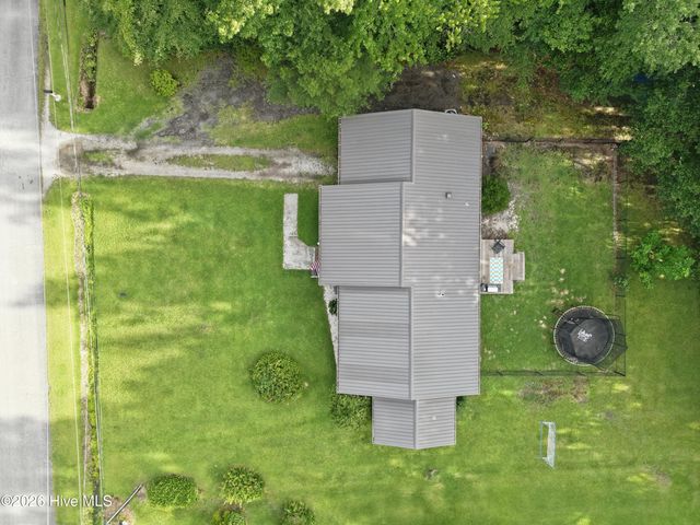 509 S Mcneil Street, Burgaw, NC 28425