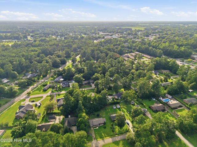 509 S Mcneil Street, Burgaw, NC 28425