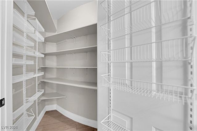 2595 Aviv Court, Las Vegas, NV 89121