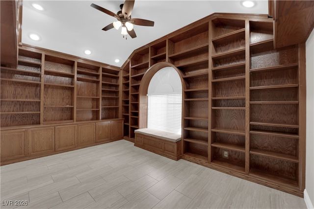 2595 Aviv Court, Las Vegas, NV 89121