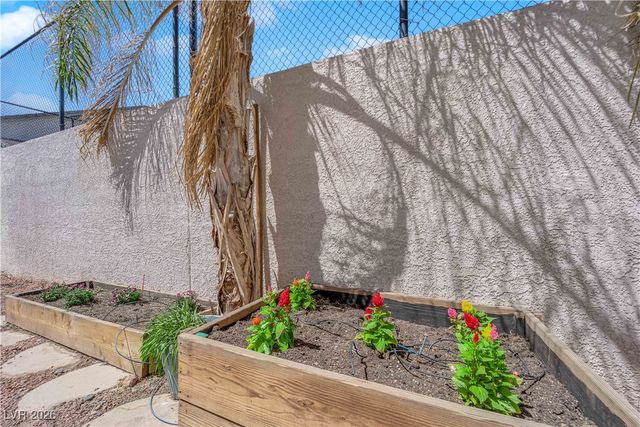 2595 Aviv Court, Las Vegas, NV 89121