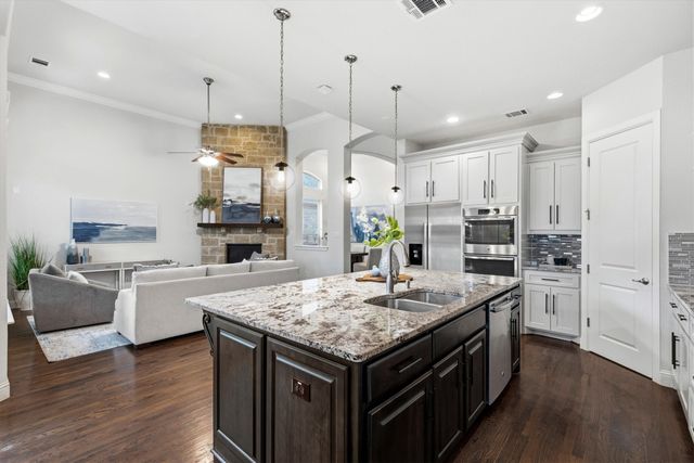 5616 Heron Drive W, Colleyville, TX 76034