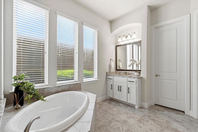 5616 Heron Drive W, Colleyville, TX 76034