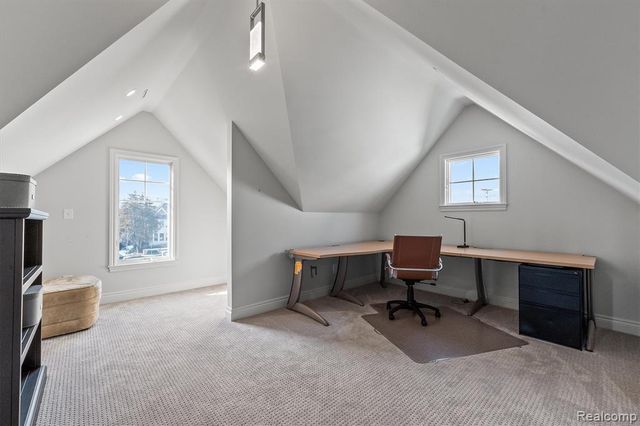 570 Pierce Street, Birmingham, MI 48009