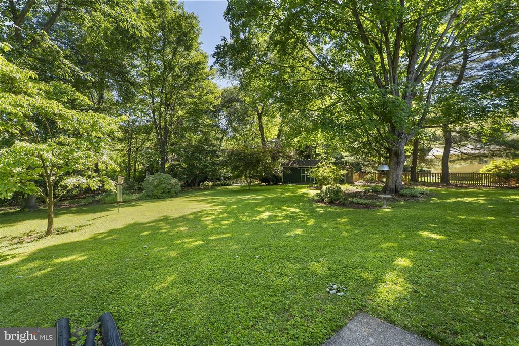 Image 26 of property listing at 22809 CLARKBROOKE DR, Clarksburg, MD 20871