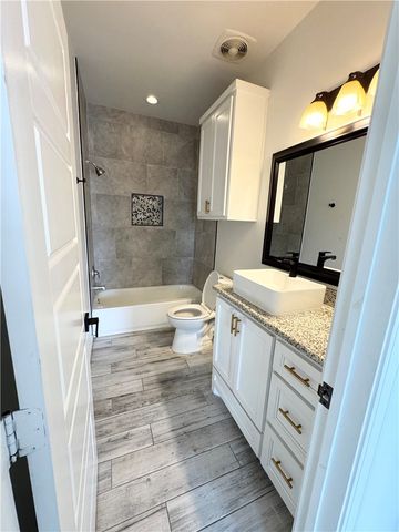 315 Schley Ave, Alice, TX 78332