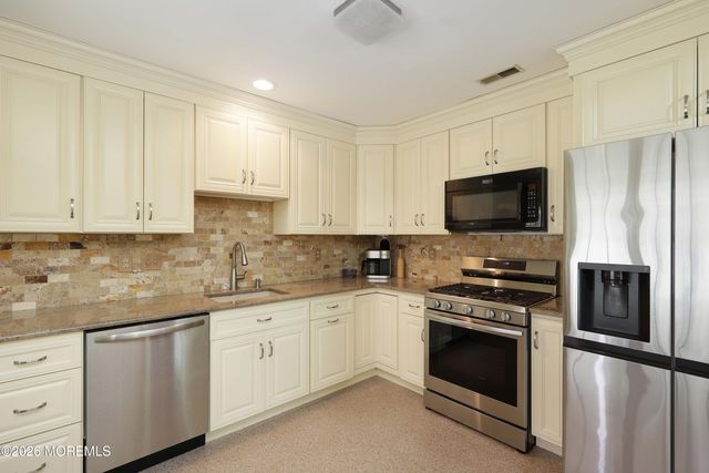 1572 Lacebark Road, Toms River, NJ 08755