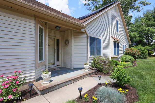 1572 Lacebark Road, Toms River, NJ 08755