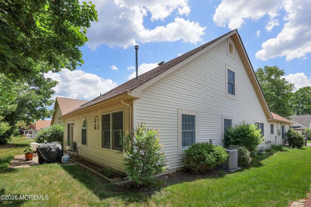 1572 Lacebark Road, Toms River, NJ 08755
