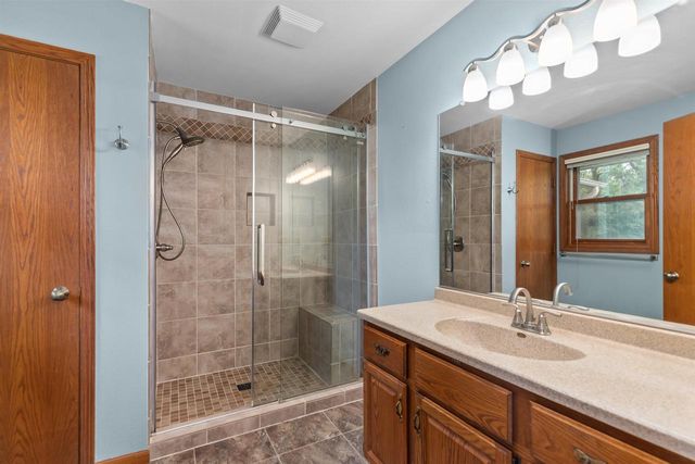151 GRACELAND DRIVE, Oshkosh, WI 54904