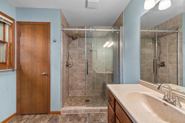 151 GRACELAND DRIVE, Oshkosh, WI 54904