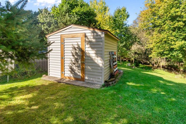 151 GRACELAND DRIVE, Oshkosh, WI 54904
