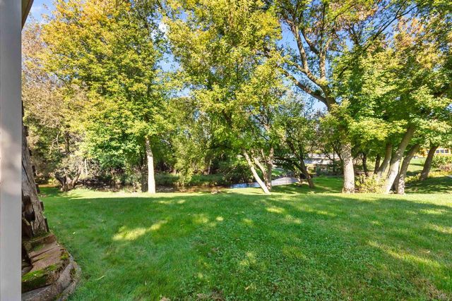 151 GRACELAND DRIVE, Oshkosh, WI 54904