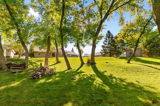 151 GRACELAND DRIVE, Oshkosh, WI 54904