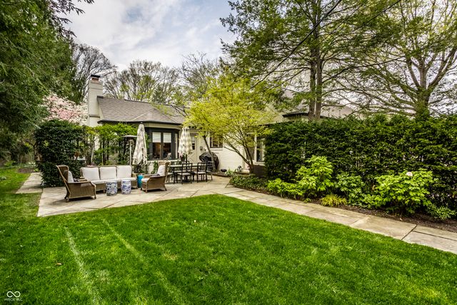 9540 Copley Drive, Indianapolis, IN 46260