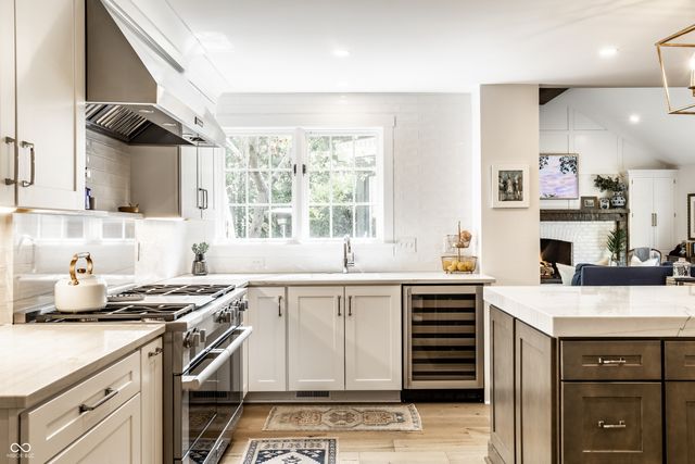 9540 Copley Drive, Indianapolis, IN 46260