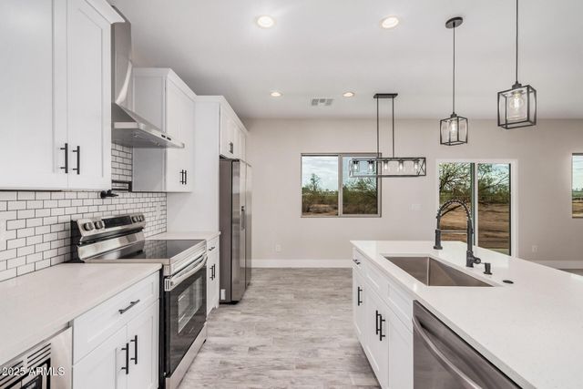 10587 E Kristen Lane, San Tan Valley, AZ 85143