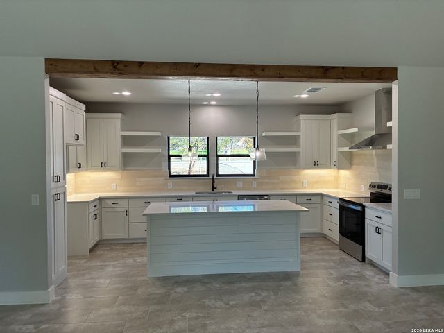 1615 Rocky Ridge Loop, Canyon Lake, TX 78133