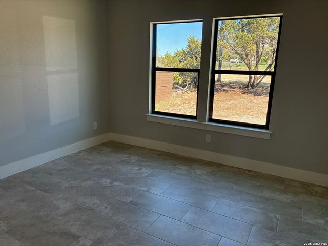 1615 Rocky Ridge Loop, Canyon Lake, TX 78133