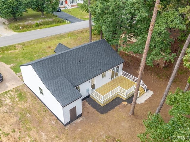 2737 Pine Meadows Cir, Chester, VA 23831