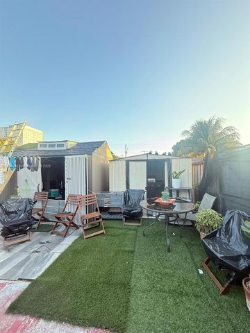 11136 SW 5th St, Sweetwater, FL 33174